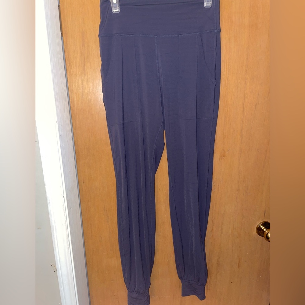 Ladies joggers